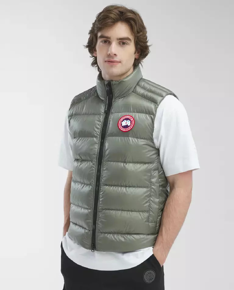 CANADA GOOSE Оливковый пуховый жилет Crofton 