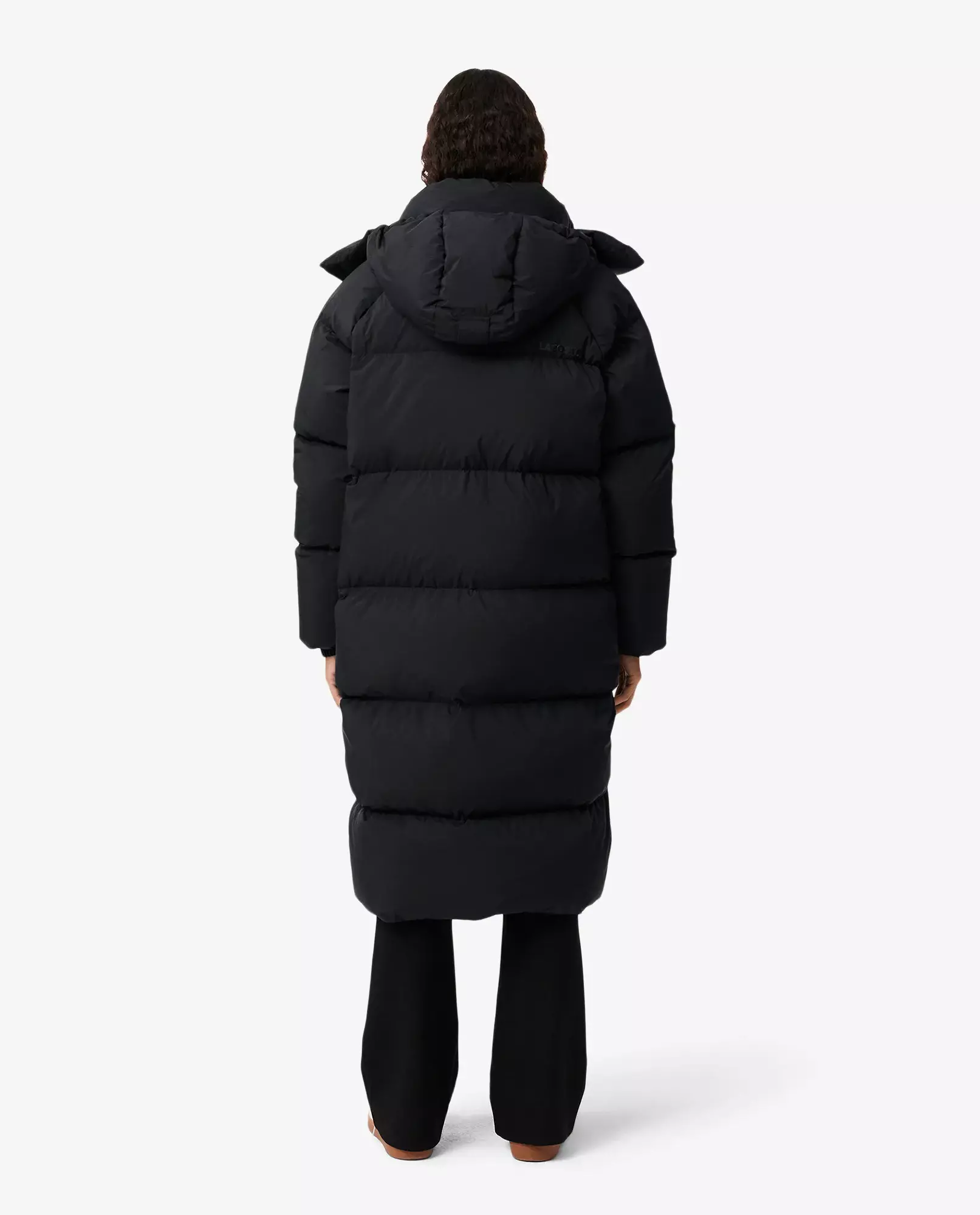 LACOSTE Черная пуховая куртка oversize 