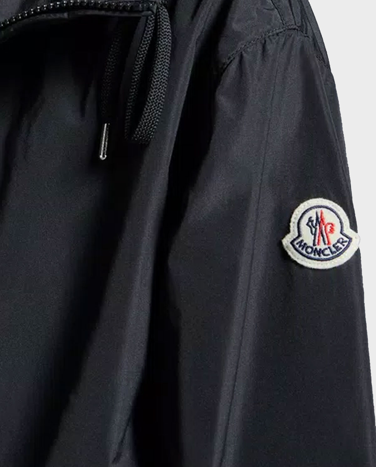 MONCLER Чорна куртка Melia