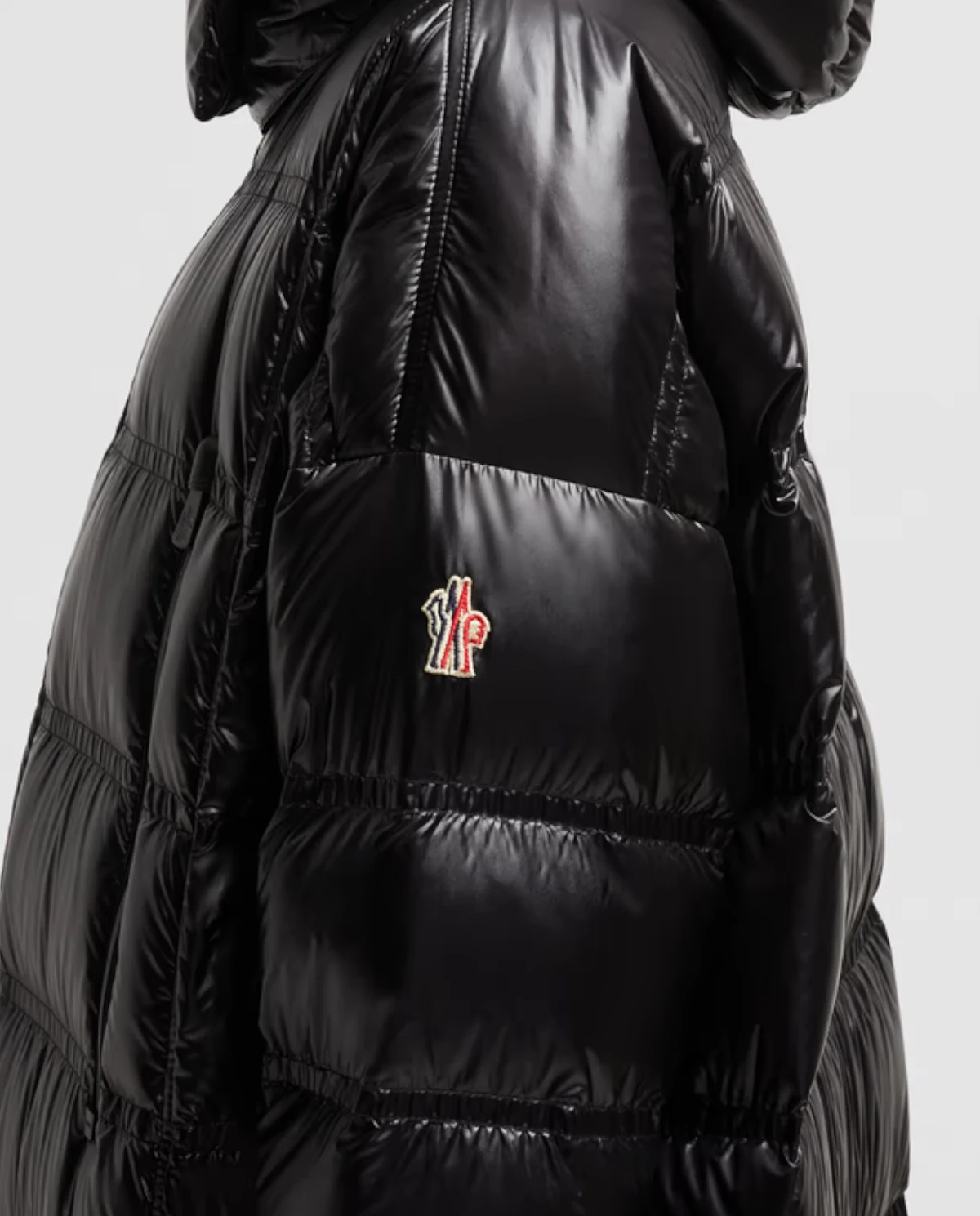 MONCLER Чорна стьобана парка