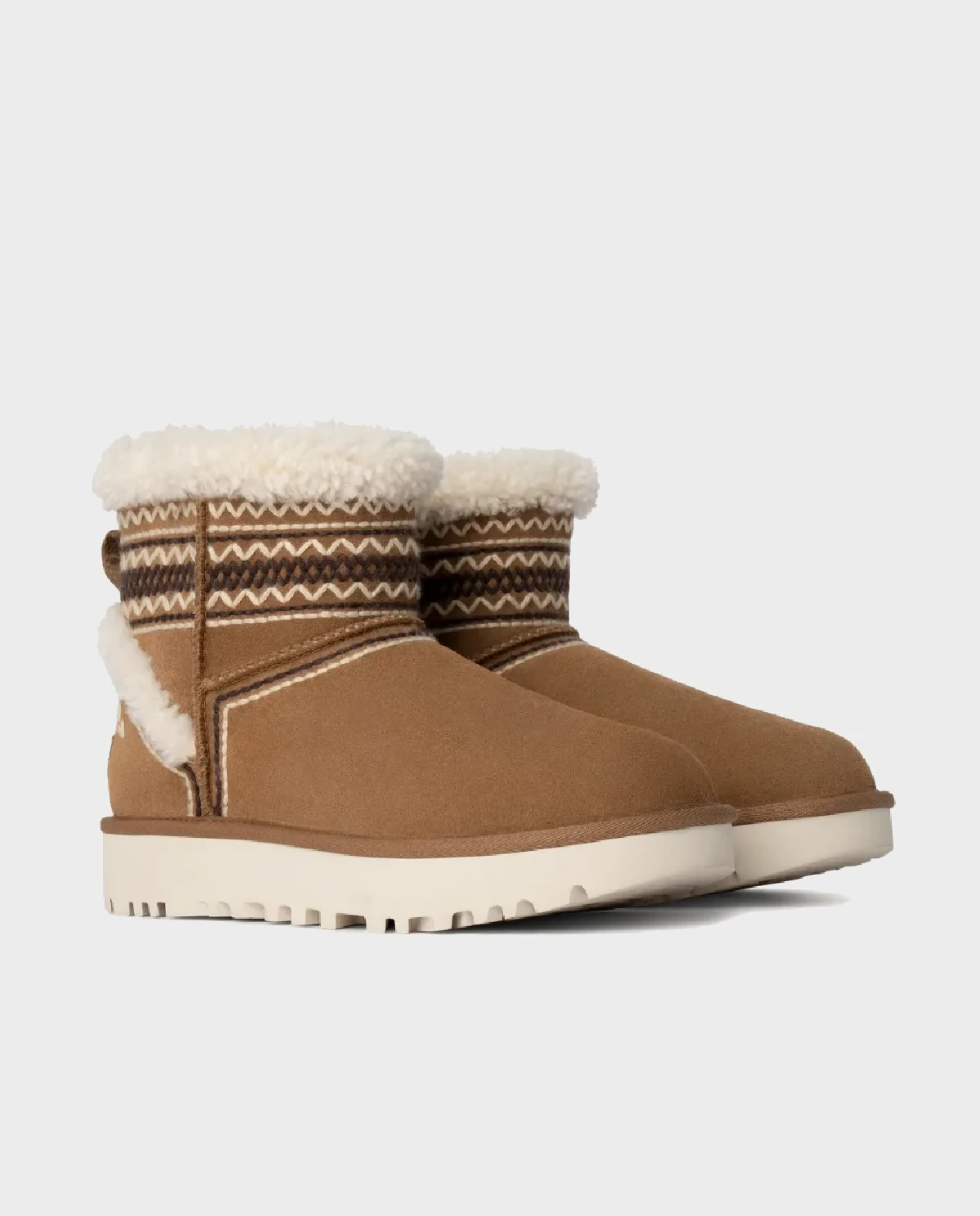 Коричневі чоботи UGG Classic Mini Atherson