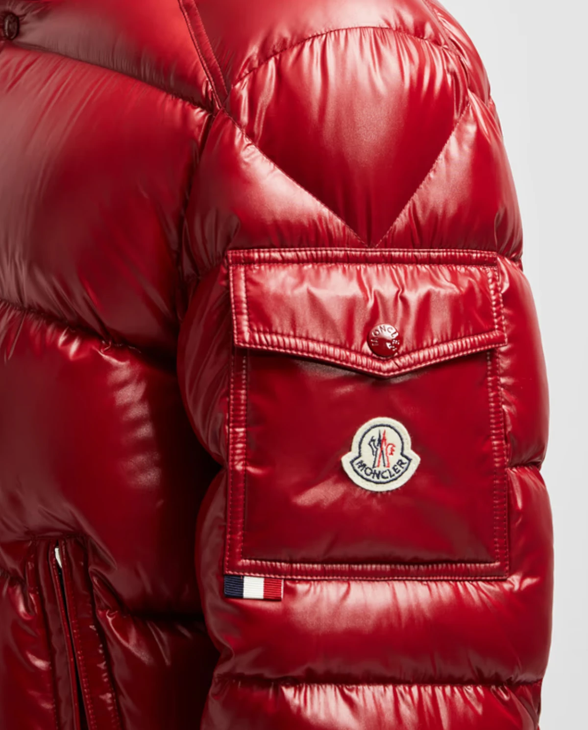 MONCLER Червона пухова куртка