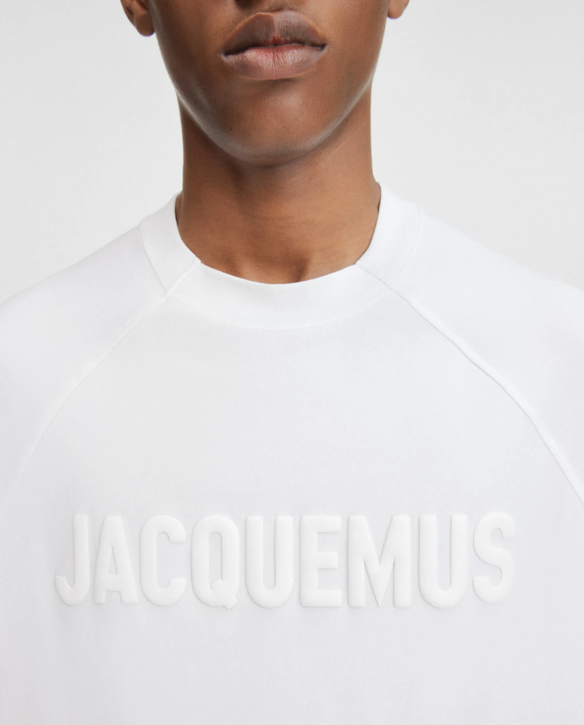 Белая футболка JACQUEMUS Typo 