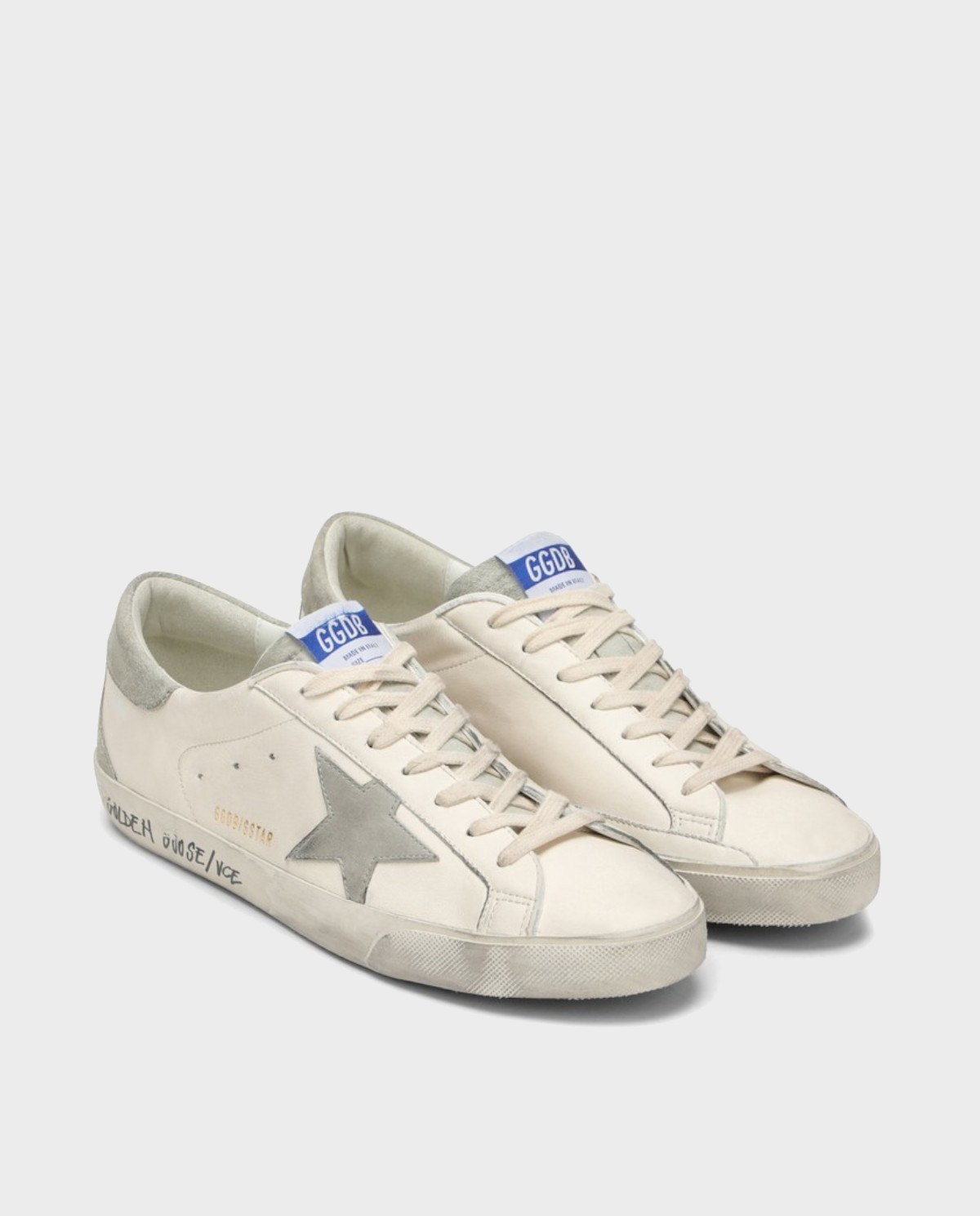 GOLDEN GOOSE Шкіряні кросівки Super-Star із сірою зіркою