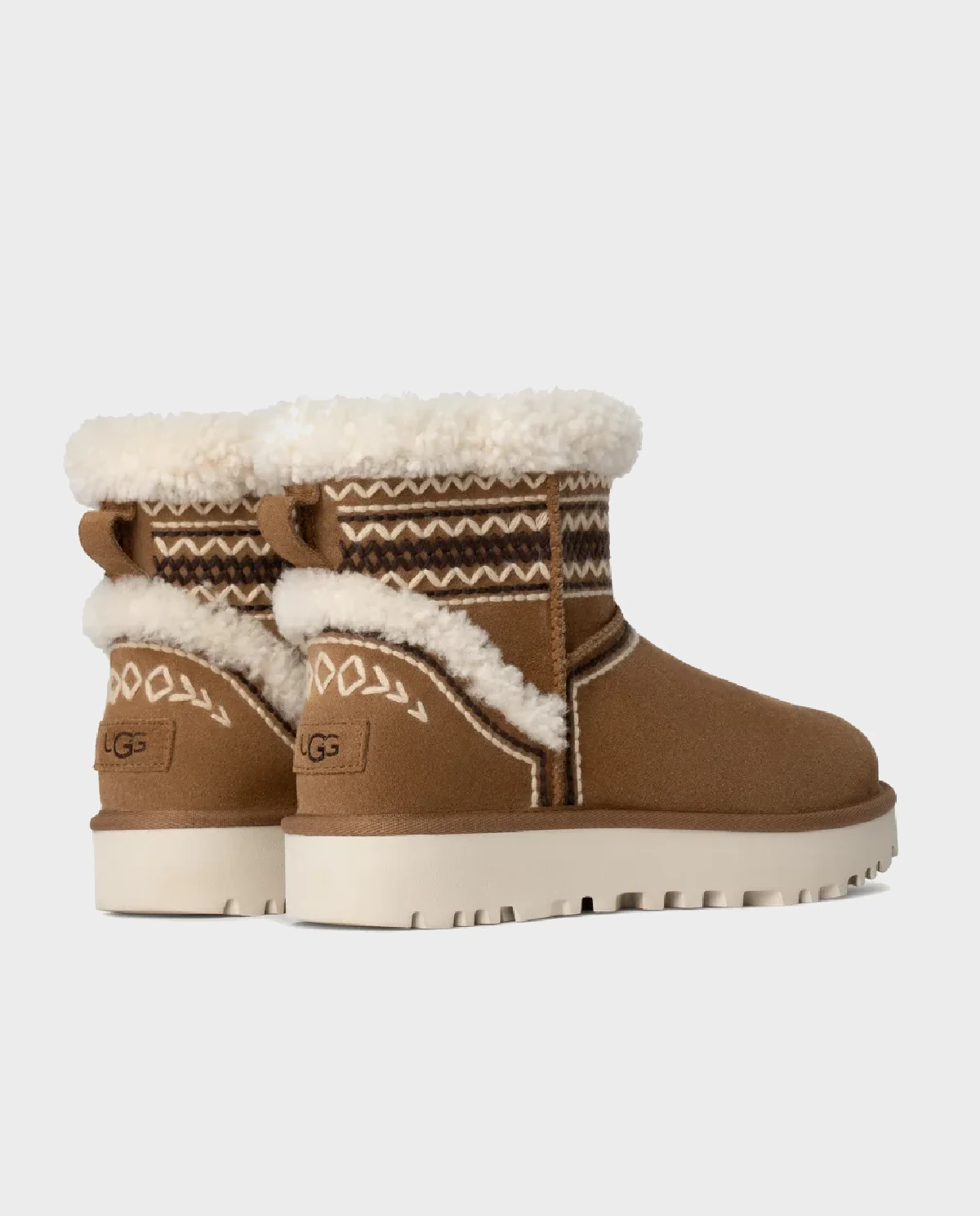 Коричневі чоботи UGG Classic Mini Atherson