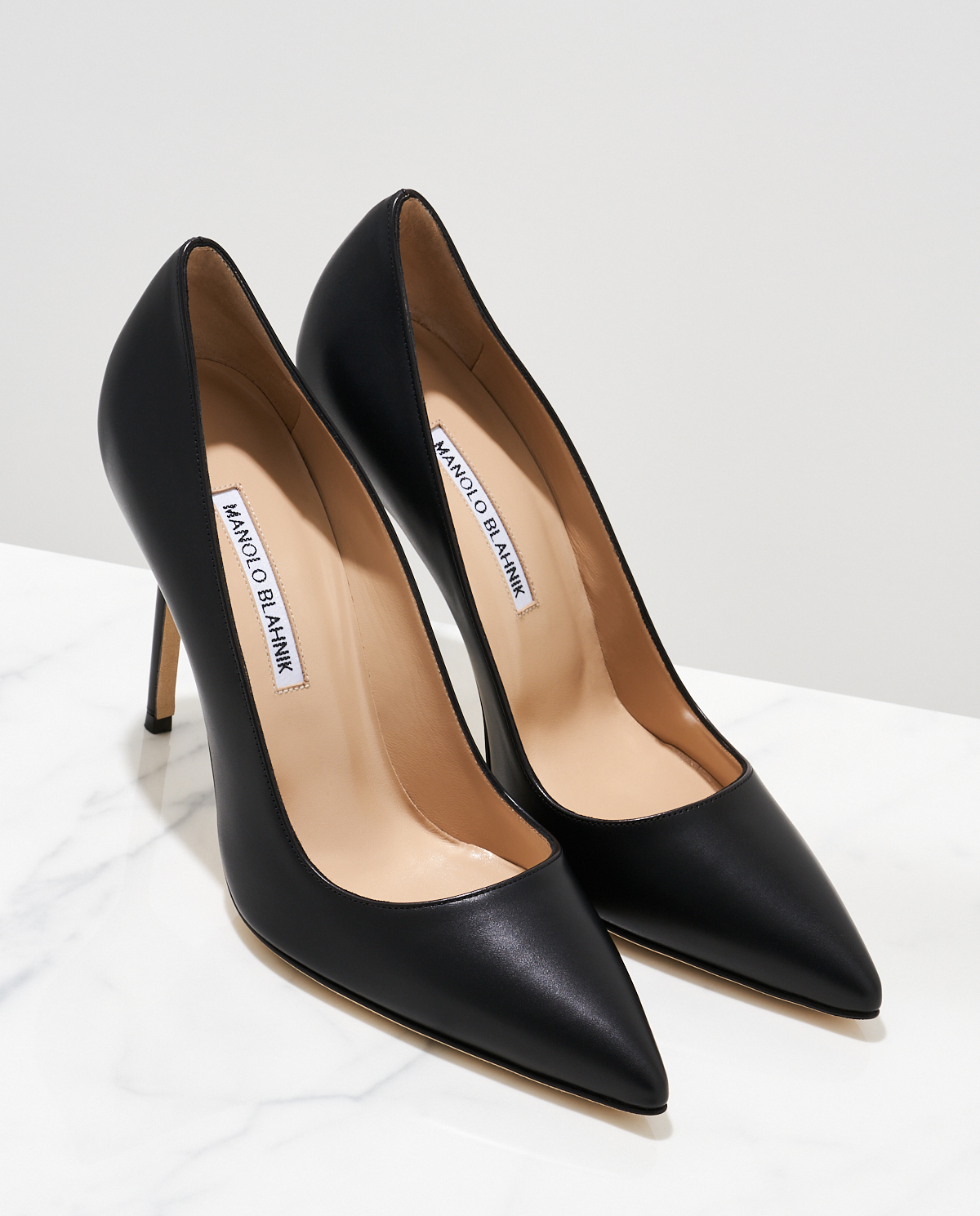 MANOLO BLAHNIK Черные шпильки BB Calf 10,5 см