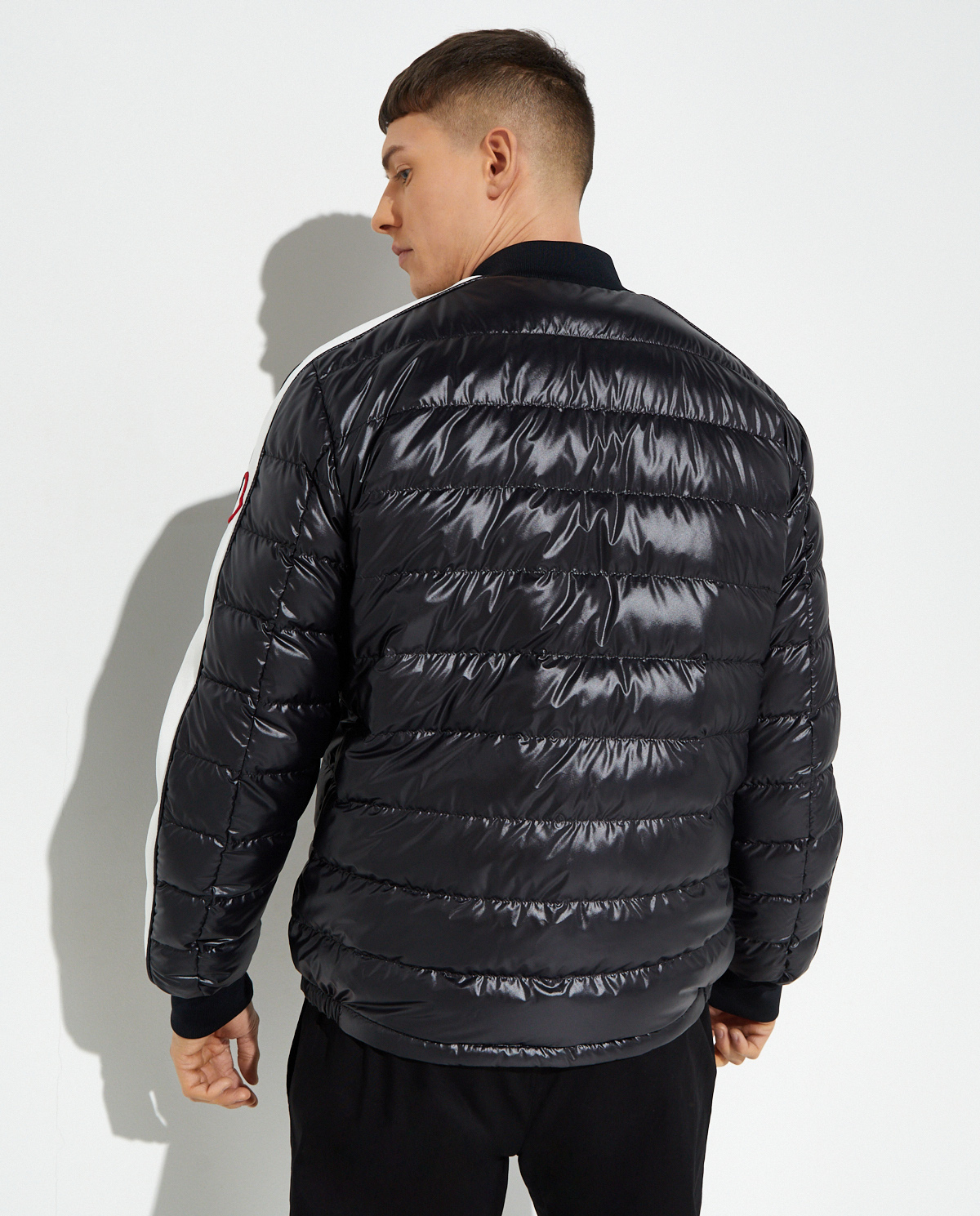 Пухова куртка MONCLER Arroux