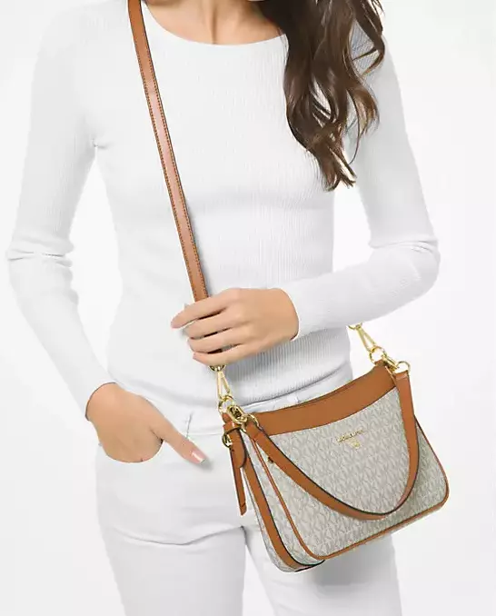 Сумка на плече MICHAEL KORS Cream Jet Set