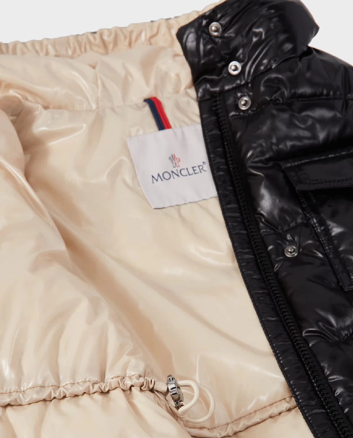 MONCLER KIDS Чорна пухова куртка Beck