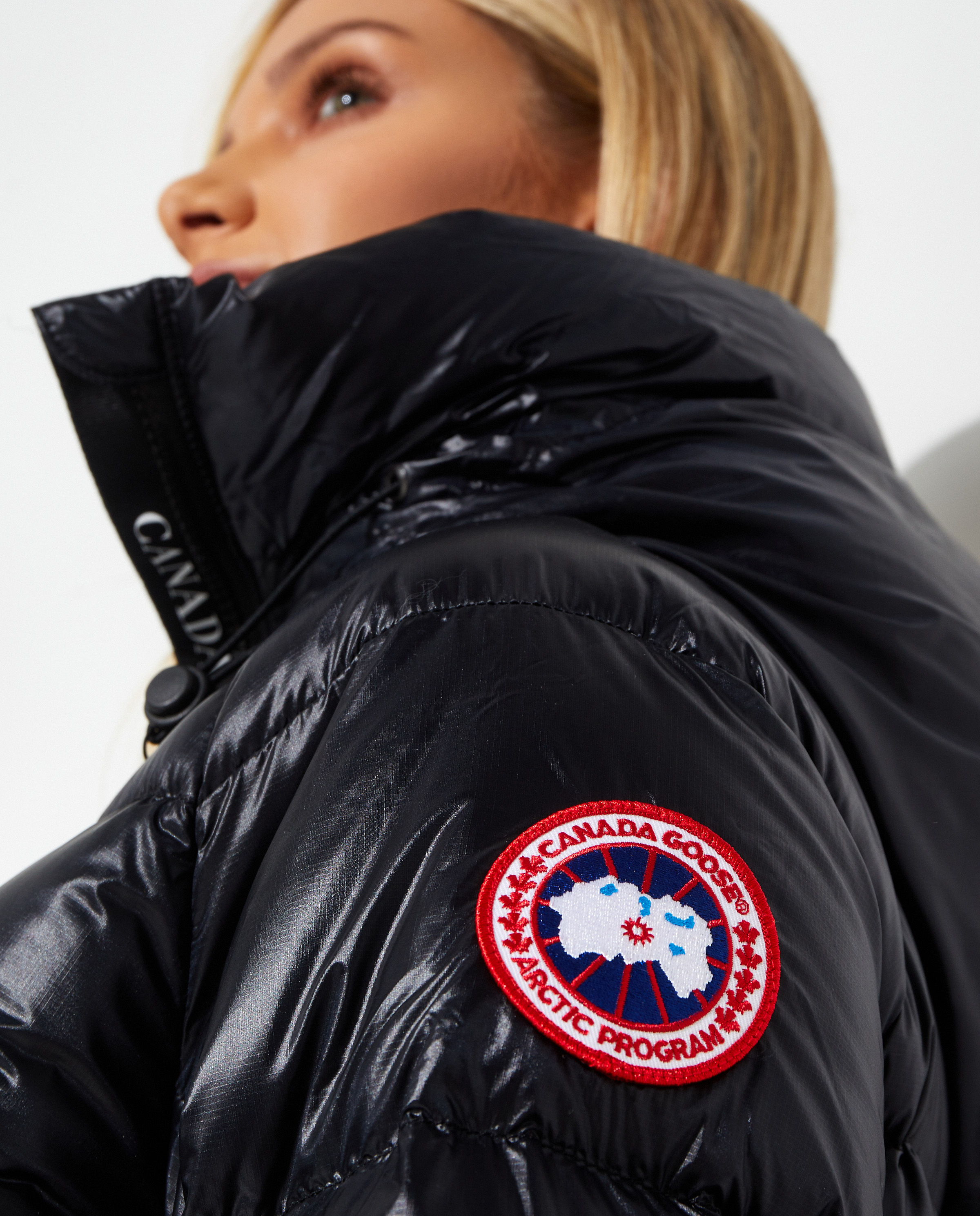 Пуховик CANADA GOOSE Black Cypress