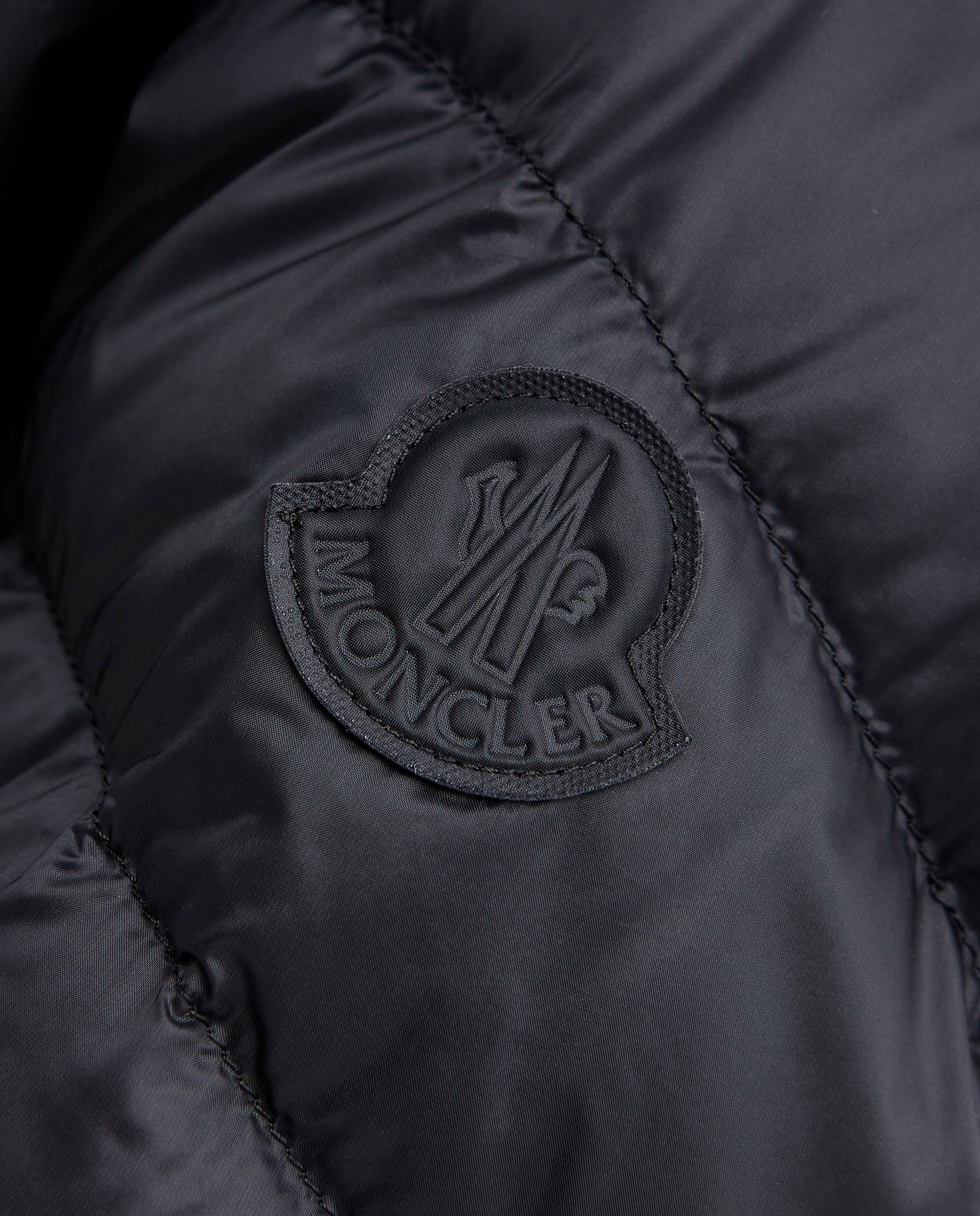 MONCLER Короткая пуховая куртка Delfo 