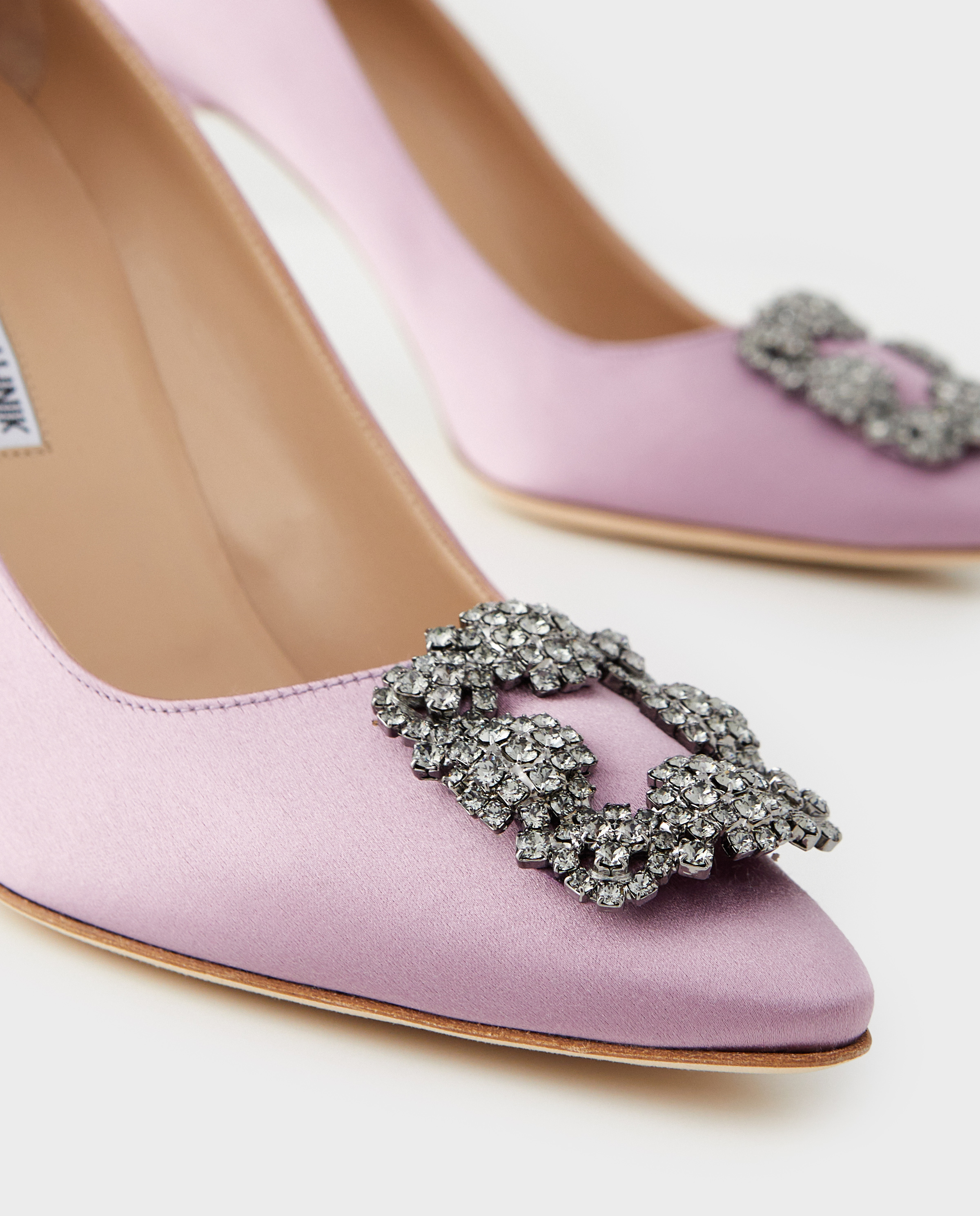 MANOLO BLAHNIK Фіолетові шпильки Hangisi 9 см