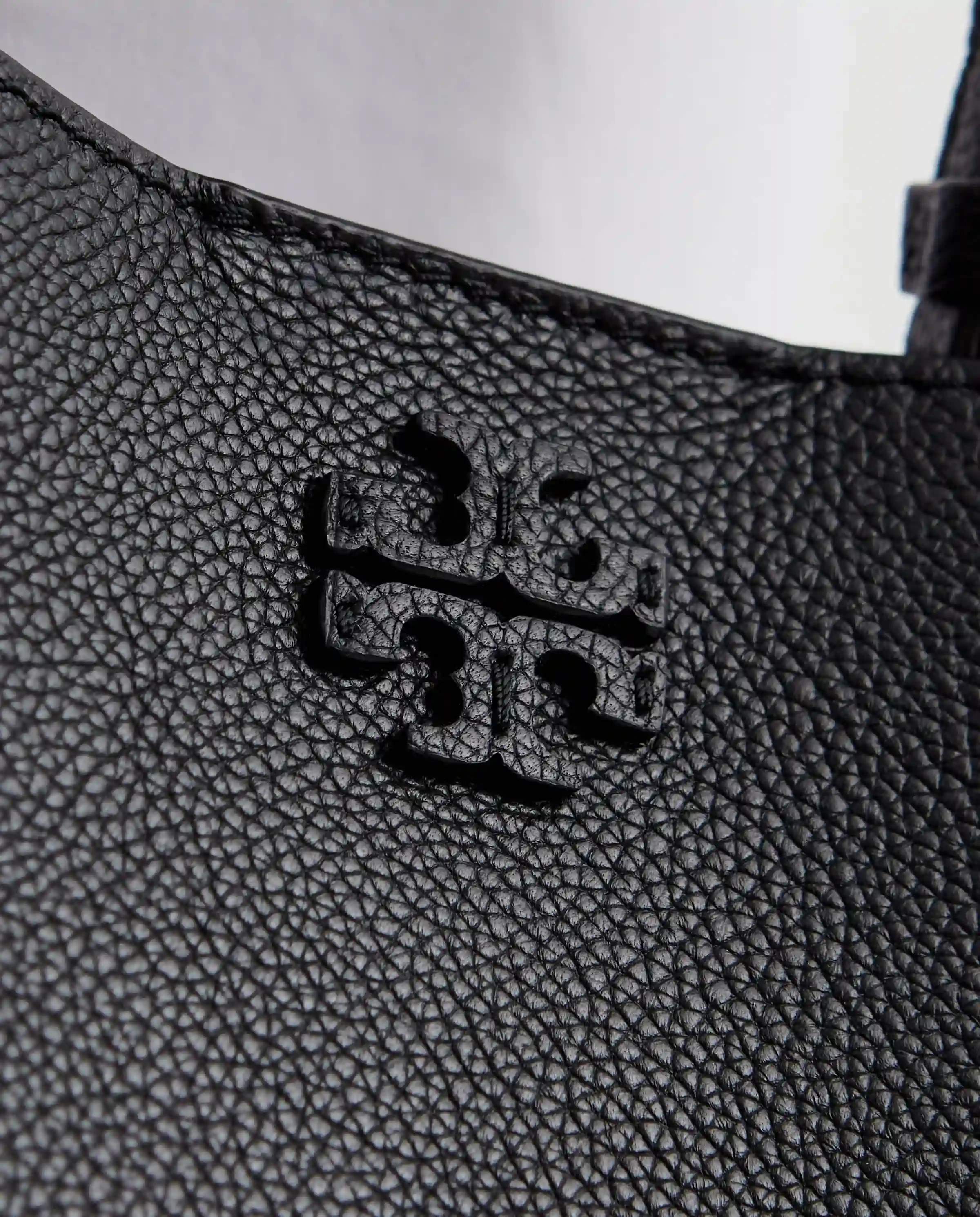 TORY BURCH Чорна маленька сумочка McGraw Bucket чорна