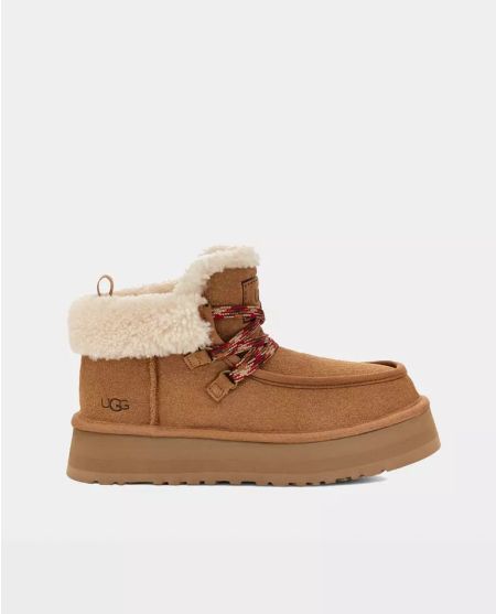 Карамельні чоботи UGG Funkarra Cabin Cuff