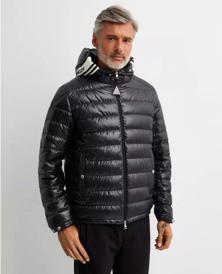 MONCLER Чорна пухова куртка Lule